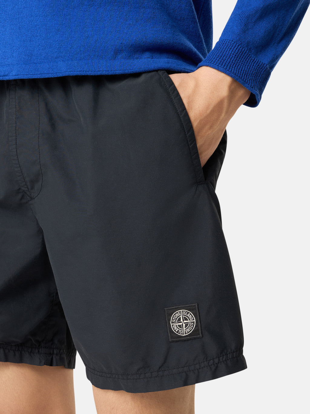 B100B09 BRUSHED NYLON