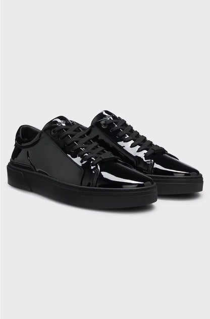 GARY TRAINERS WITH PATENT EFFECT
